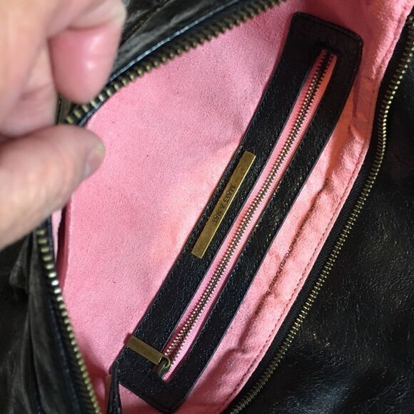 Matt & Nat Purse  - Picture 10 of 10